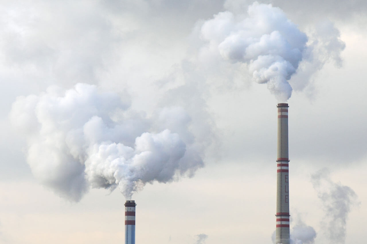 luchtvervuiling milieu fabriek industrie klimaatverandering
