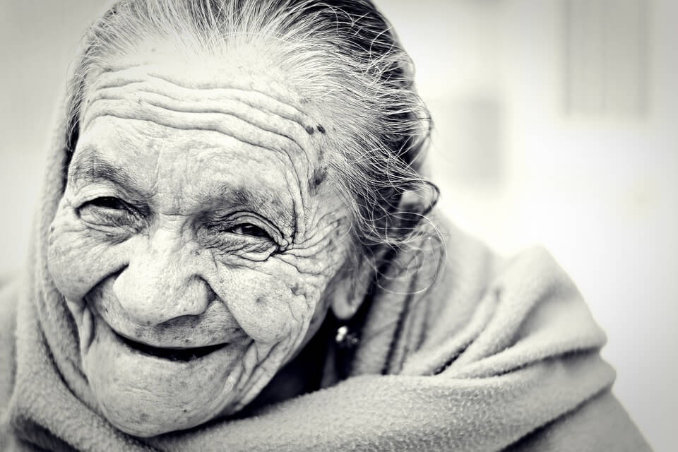 oudere vrouw met dementie