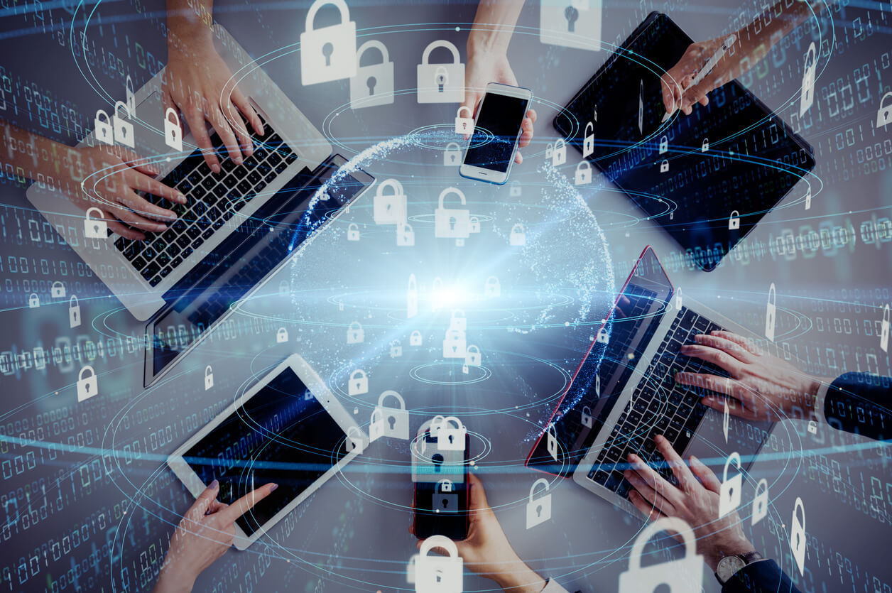 Cybersecurity is beveiliging tegen digitale aanvallen met cybersecurity-maatregelen.