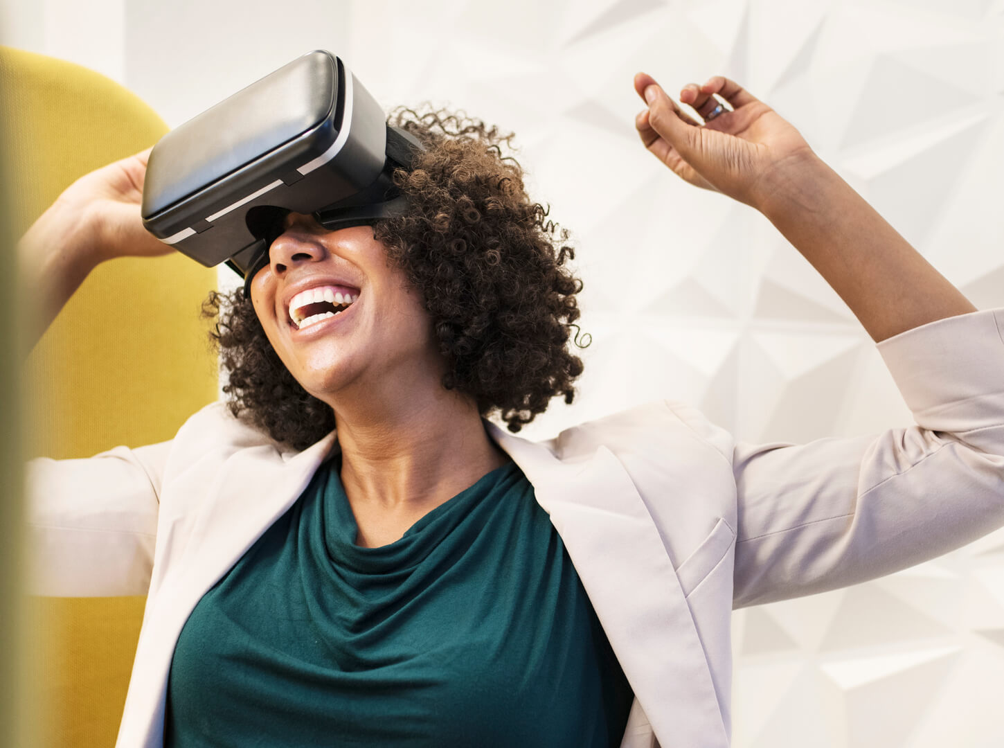 Hoe werkt een Virtual Reality bril? Een antwoord op de vraag ‘hoe werkt een Virtual Reality bril’.